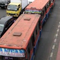 Metromini Akan Diwajibkan Pakai AC