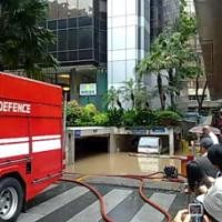 Banjir Surut, Orchard Singapura Bergeliat Lagi 