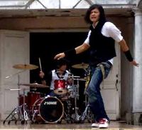 GIGI Syuting Klip Amnesia