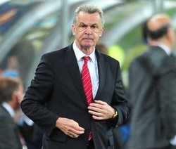 Hitzfeld: Kemenangan Bersejarah Swiss