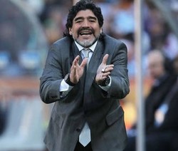 Maradona Puji Kerja Keras Skuadnya