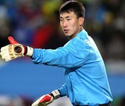 Kiper Korut Paling Sibuk