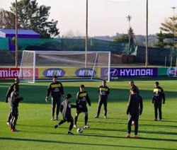 Cuaca Dingin Tunda Latihan Ghana