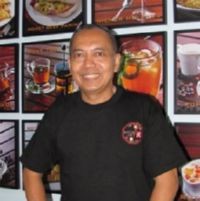 Email Palsu Bondan Maknyuss Dibuat dengan Google Translator