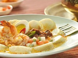 Lontong Sayur Kak Ani,  Hmm... Sedap Nian!