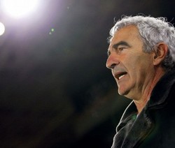 Domenech Harapkan Keajaiban