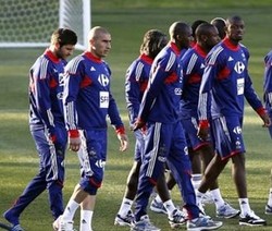 Prancis Makin Kisruh