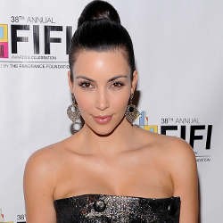 Kim Kardashian Jijik Lihat Ibu-ibu Menyusui di Depan Umum