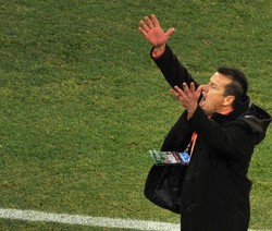 Dunga: Tak Adil Buat Kaka