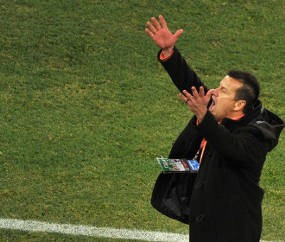 Dunga: Tak Adil Buat Kaka
