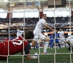 Italia Dihukum Set-piece (Lagi)