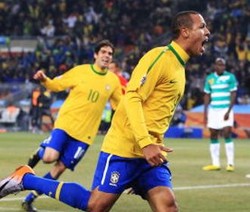 Brasil ke Perdelapanfinal, Kaka Kartu Merah