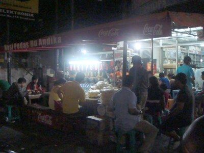 Yuk, Mampir ke Warung Bu Andhika!