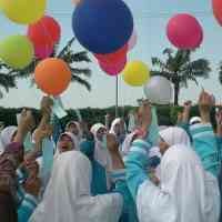 Lepas Balon Udara, Luapkan Harapan & Cita-Cita