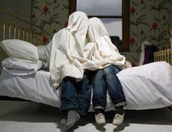 Bangkitkan Kembali Gairah Pasangan Sekarang Juga!