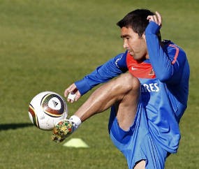 Deco Diragukan Tampil Lawan Brasil