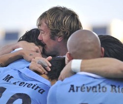 Grup A Diwakili Uruguay & Meksiko