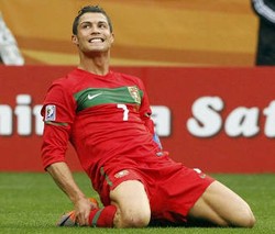 Ronaldo Jawab Kritikan 