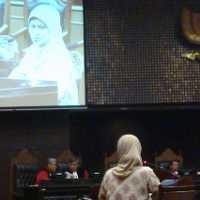 Anak Suyud Curhat di Depan Hakim MK