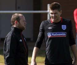 Gerrard Salah Posisi, Rooney Turun Harga