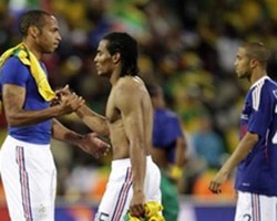 Dan Dunia Menertawakan Prancis 