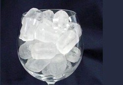 Mengunyah Es Tanda Gejala Anemia