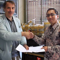 Gamelan Degung Diserahkan ke Universitas La Sapienza 