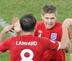 Gerrard Puji Semangat Juang Inggris