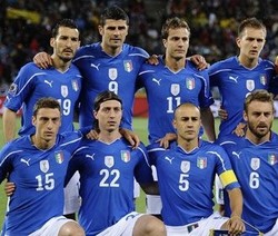 Bagaimana dengan Pertahanan, Lippi?