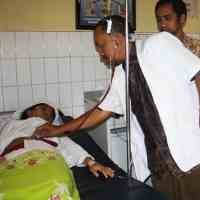 Belasan Santri Ponpes Sumber Bunga Keracunan Massal