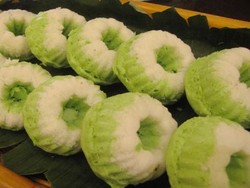 Hmm... Gurih Lembut si Putu Ayu