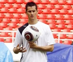 Pemain Aljazair Dituduh Tampar Jurnalis