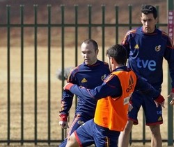 La Roja Bidik yang Pertama