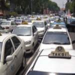 Sopir Taksi Pakai Baju Adat Akan Jadi Ciri Khas Bandung