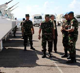 Kasum TNI Kunjungi Kontingen Garuda Kasum TNI Kunjungi Kontingen Garuda