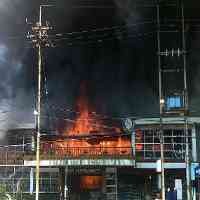 Sinar Supermarket Ludes Dilalap Api  