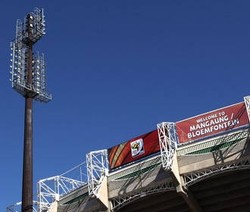 Fans Jerman & Inggris Serbu Bloemfontein