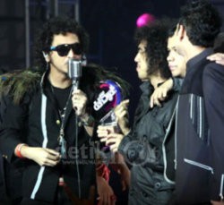 TPI Sedang Kisruh, Nidji & Rhoma Tetap Manggung