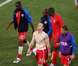 Inggris yang Tak Oke di Depan & Belakang