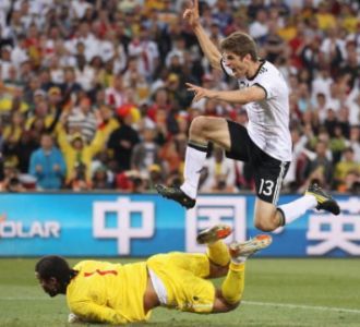 Jerman Pulangkan Inggris