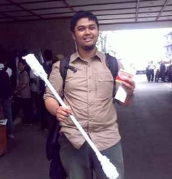 Aspirasi Tak Didengar, KAMMI Beri Cotton Buds untuk Dewan