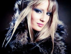 Tips Agar Make-Up Awet Sepanjang Hari