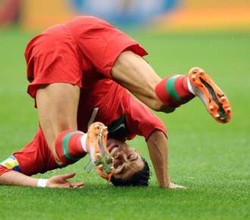 Ramos akan Hentikan Ronaldo