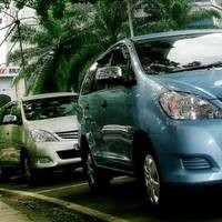 Tunjukkan STNK Innova, Gratis Makan di Mal