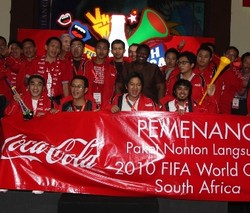 38 Orang Gila Bola Berangkat ke Afsel