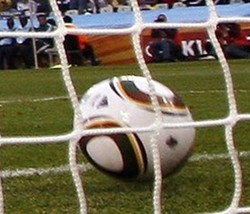 Teknologi di Sepakbola? Tidak!