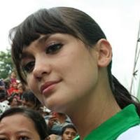  Virus Luna Maya Ledek Penggemar Video Porno