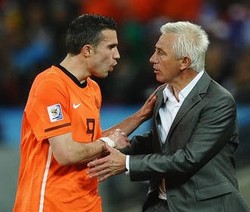 Soal Van Persie, Van Marwijk Gelar Rapat Darurat