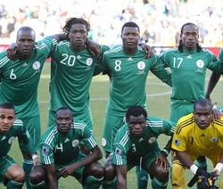 Tak Berprestasi, Elang Super Dicekal