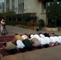 Demi Piala Dunia, Polisi Syariah di Saudi Pindahkan Masjid ke Kafe